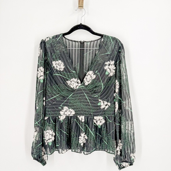 BCBGMaxAzria Green and White Peplum Pleated Blouse - Picture 2 of 6